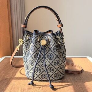 Tory Burch Navy and Tan Crossbody Bag